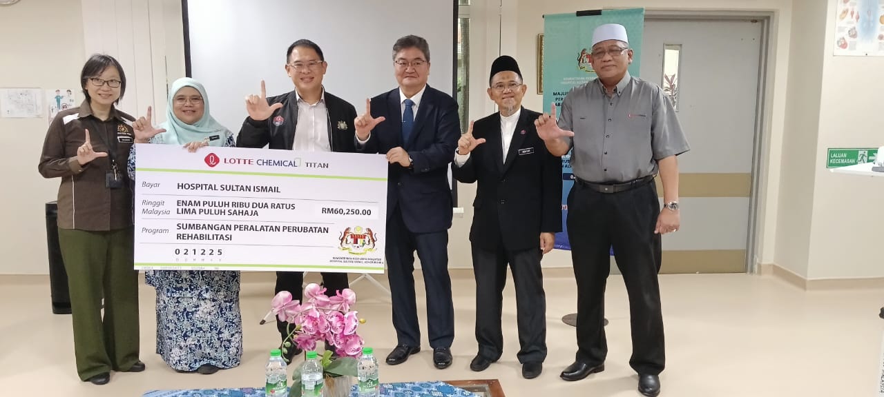 ஜொகூர் மாநிலத்தில் நதிகள் மாசுபாடு சம்பவங்கள்.புதிய விதிகள் அறிமுகம் !  லிங் தியான் சூன்