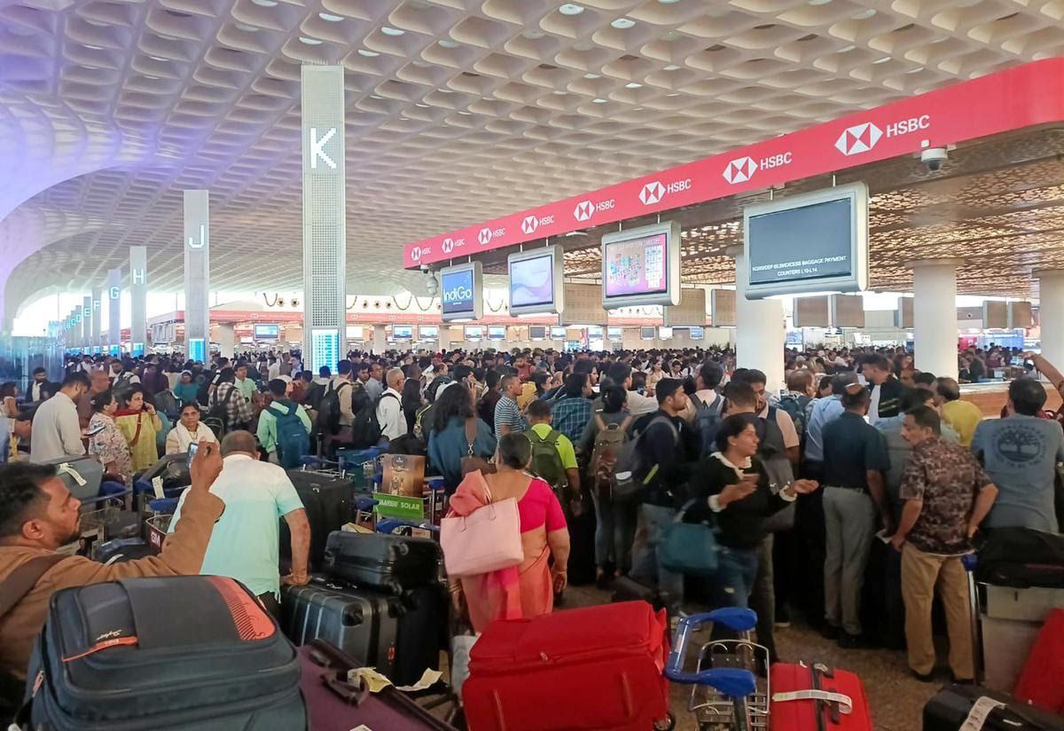 India&rsquo;s Travel Chaos Deepens as IndiGo Cancels Hundreds of Flights Amid Pilot Shortages