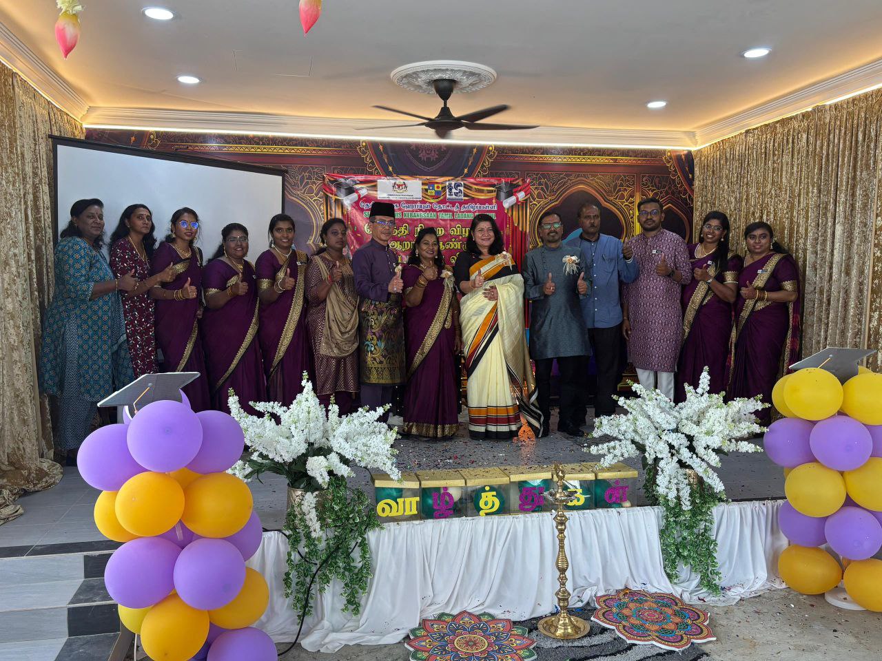 மாணவர்களின் வளமான வாழ்வை உறுதி செய்வது வாசிக்கும் பழக்கமே. துணையமைச்சர் சரஸ்வதி கந்தசாமி கூறுகிறார். 