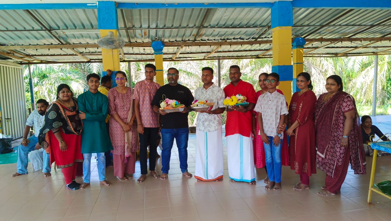 பத்தாங் பெர்சுந்தை மேரி தோட்டத்தில் சித்திராப் பௌர்ணமி திருவிழா..! 