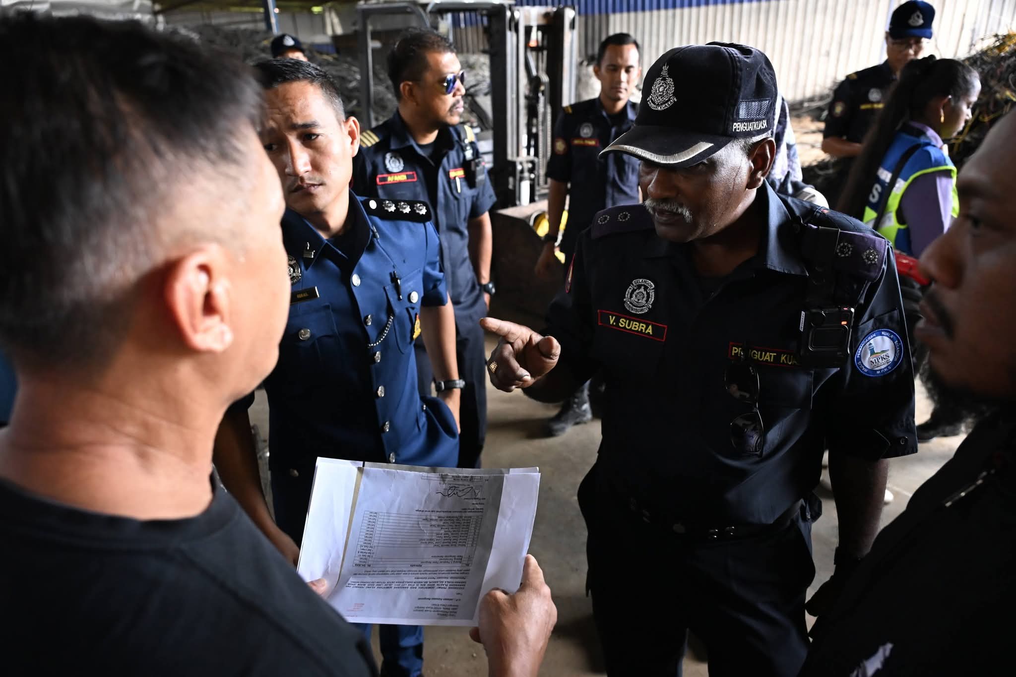 ஜெராம் வட்டாரத்தில் அனுமதியின்றி செயல்பட்ட தொழிற்சாலைக்கு சீல் வைப்பு. 