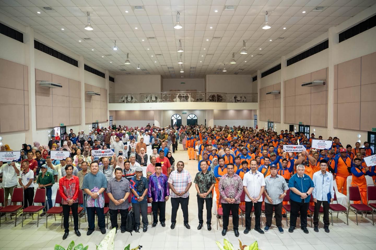 908 Penduduk DUN Tenggaroh Terima Bantuan Kasih Johor, Syukur Peroleh Inisiatif Kerajaan Negeri