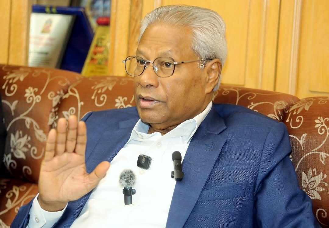 மாநில அரசு தீபாவளி திறந்த இல்ல உபசரிப்பை புறக்கணிப்பதா?  ம இ காவின் முதிர்ச்சியற்ற போக்கு - சிவநேசன்!!