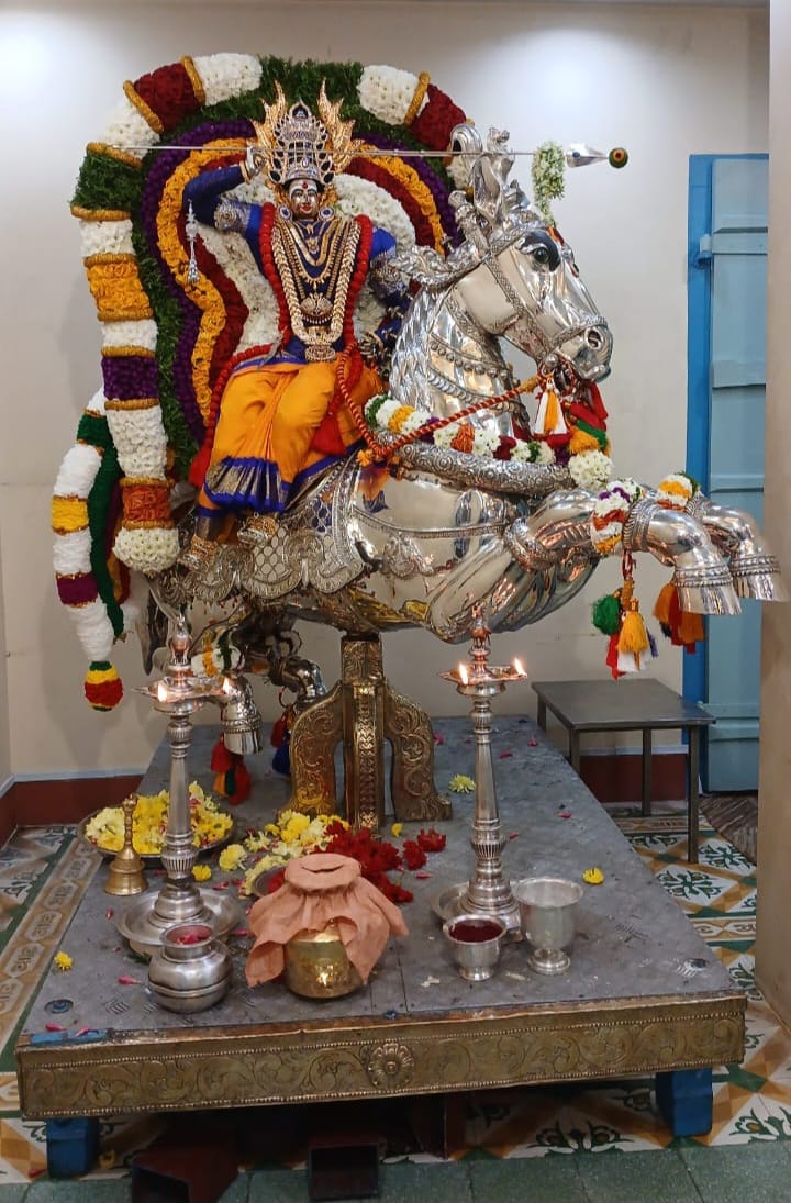 129  ஆம் ஆண்டு தைப்பூசத் திருவிழா  ஸ்ரீ மகா மாரியம்மன் வெள்ளி குதிரை வாகனத்தில் எழுந்தருளி நகர் வீதி உலா.