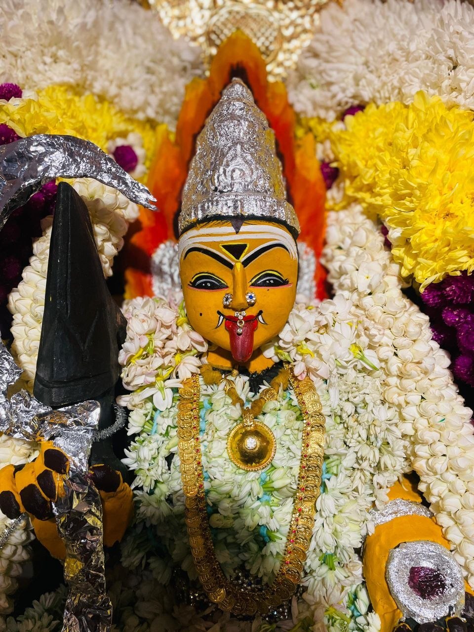 அரா குடா பெனாந்தி ஸ்ரீ மஹா முத்து மாரியம்மன் சோட்டானிக்கரை பகவதி அலங்காரத்தில் மகா திருக்காட்சி!