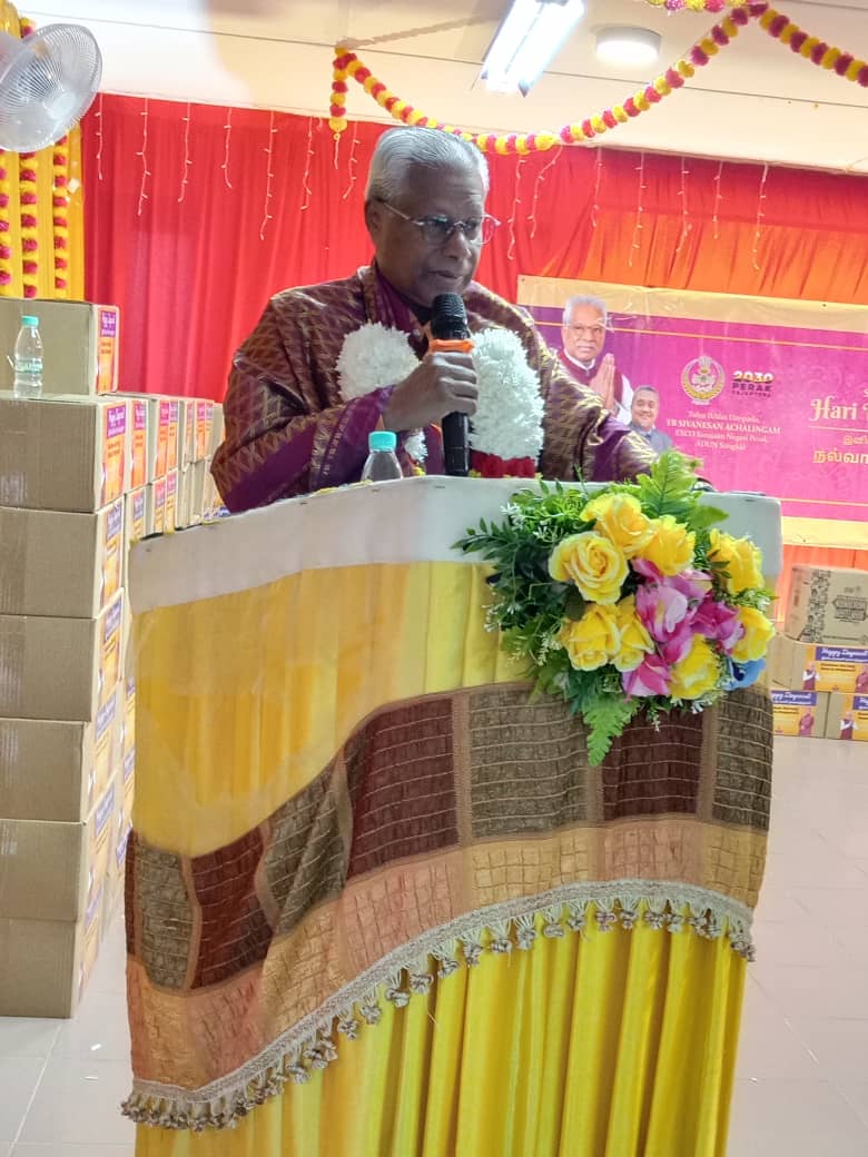 சிலிம் ரீவர் தமிழ்ப்பள்ளிக்கு வெ.10 ஆயிரம் - தஞ்சோங் மாலிம் வட்டாரத்தில் வேலை வாய்ப்பு!  சிவநேசன் அறிவித்தார்!!