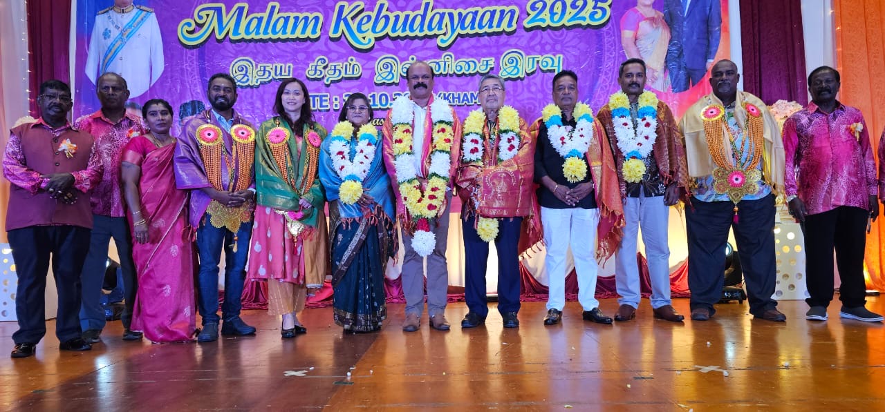 இசைக் காதலர்களின் இதயத்தை கொள்ளை கொண்ட “இதய கீதம்” இன்னிசை இரவு !