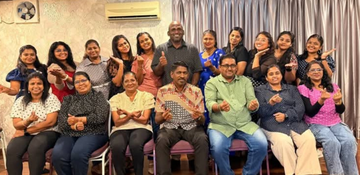 மாணவர்கள் கல்வியில் அக்கறை செலுத்தும் ஆசிரியர்கள் சேவைக்கு மதிப்பளிப்போம் - தலைமையாசிரியர் இராமசாமி 