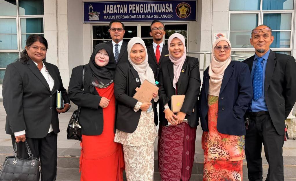 வளர்ச்சியை நோக்கிப் பயணிக்கும் கோல சிலாங்கூர் மாவட்டத்தில் தேங்கி நிற்கும் மேம்பாட்டுத் திட்டங்கள் முழுமைப் பெற பங்களிப்பு தேவை.   